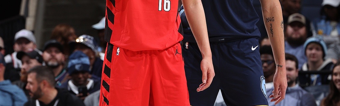 斯普利特：比赛刚开始对埃迪的防守不好 他抓住了我们的弱点