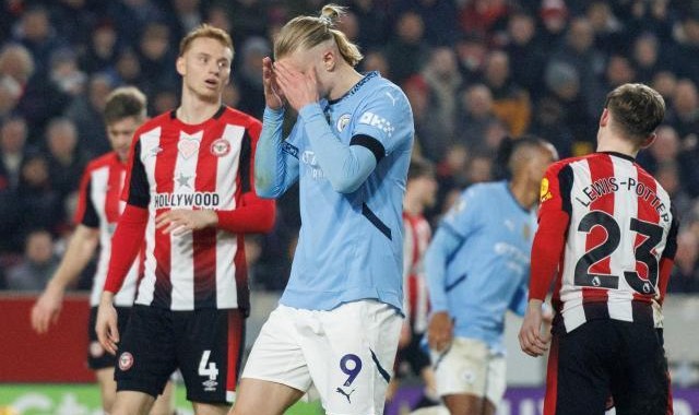 开云入口平台-2比0领先有多苦？曼城：我们体能崩了，真扛不住！