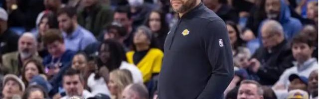 开云入口登录-季中赛11胜0负未尝败绩！湖人是否后悔解雇哈姆？