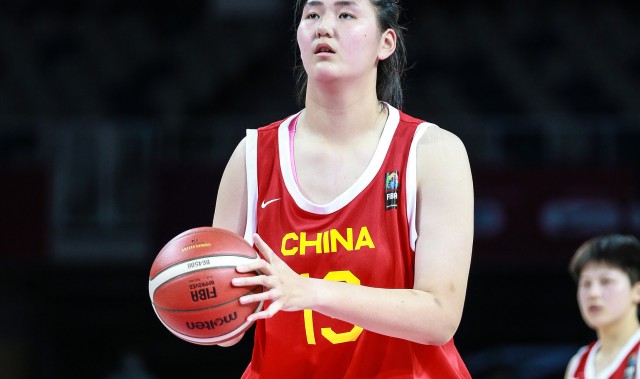 弹无虚发！张子宇高效砍下18分，8投全中打出生涯完美一战