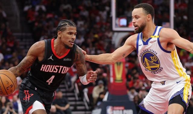 开云入口注册-治愈1756天心魔！火箭三少翻越勇士，库里需背锅