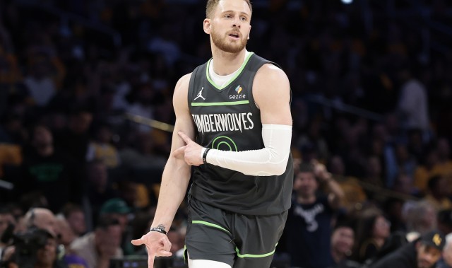 虽森林狼并未阻止 迪文岑佐仍因担心伤病放弃为意大利出战欧锦赛