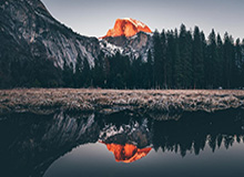 这对吗？赛前加油阶段字母哥猛击希腊队友的后脑勺